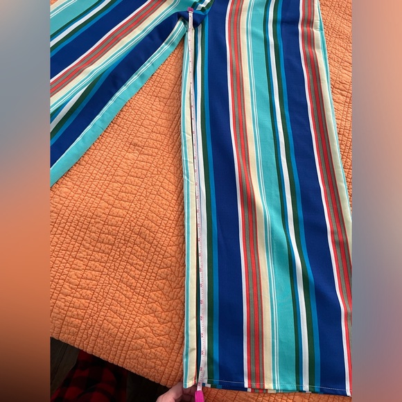 The perfect beach vacation outfit - Size Small - Picture 8 of 9